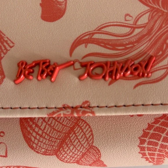 ☀️Betsey Johnson Pink Crossbody Bag With Coral Sea Life and Coin pouch - Picture 3 of 15